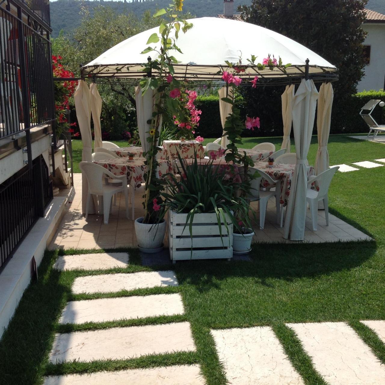 G&G Bed&Breakfast And Apartments Γκάρντα Εξωτερικό φωτογραφία